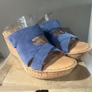 Born women’s wedge sandals 10